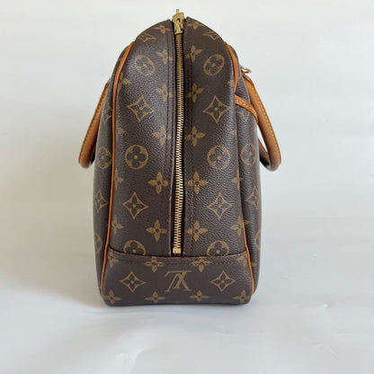 Louis Vuitton Monogram Canvas Deauville Bag