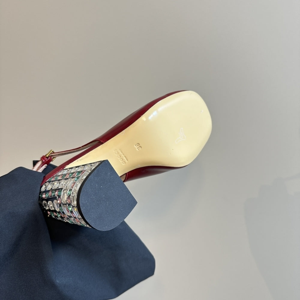 GUCCI WOMEN’S HORSEBIT PUMP WITH CRYSTALS RED