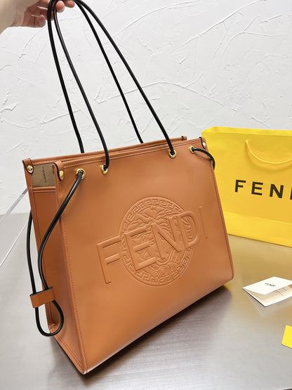Fendi Sunshine Medium