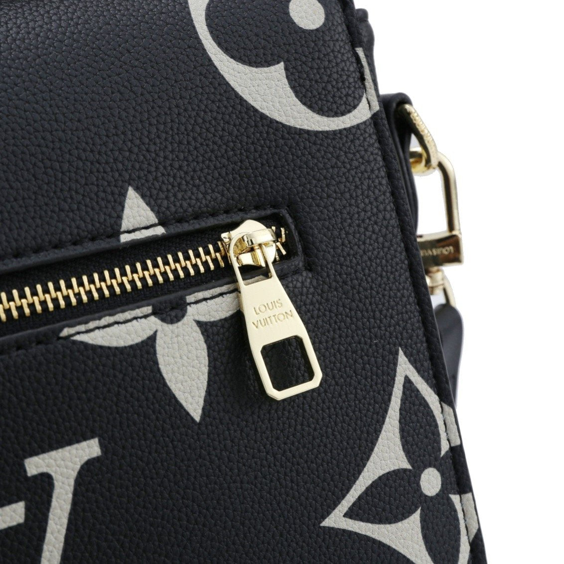 Louis Vuitton Crafty Pochette Metis Black