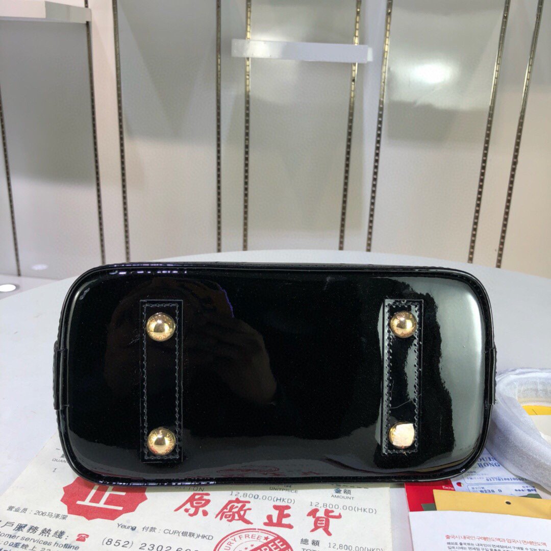 Louis Vuitton Alma