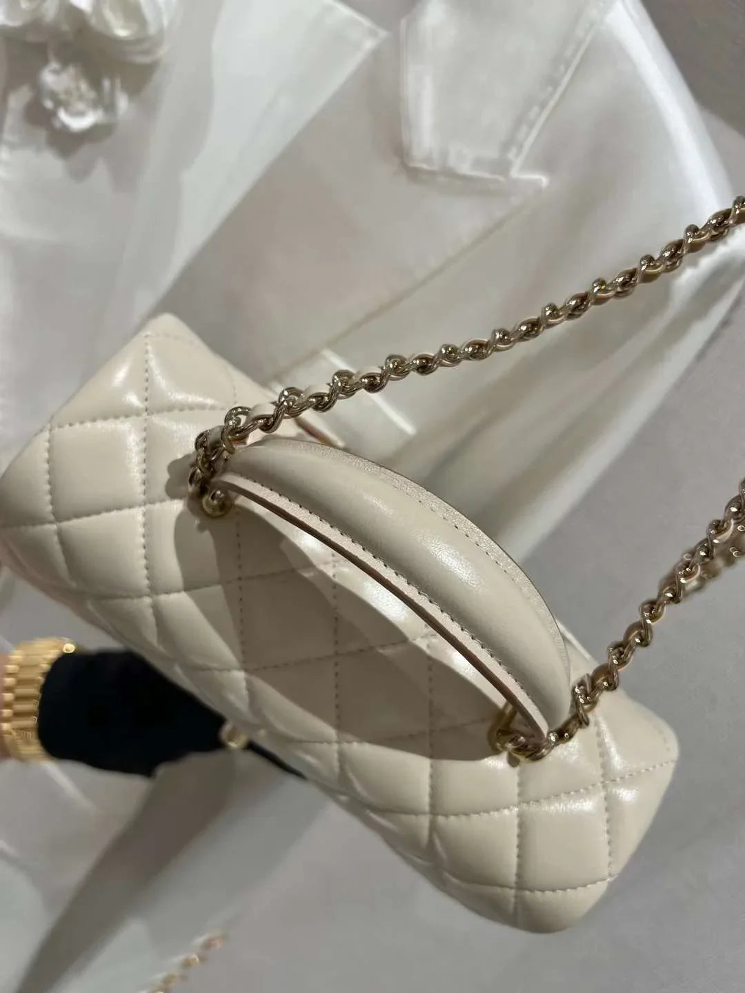 CHANEL Flap Bag With Top Handle Beige Size 20x9x13 cm