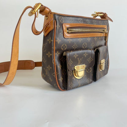 Louis Vuitton monogram canvas Hudson shoulder bag,