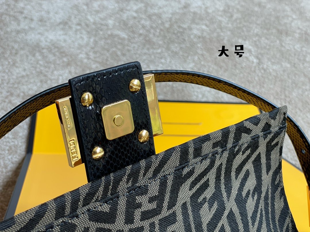 Fendi Women Baguette 1997 Brown Jacquard FF Vertigo Bag