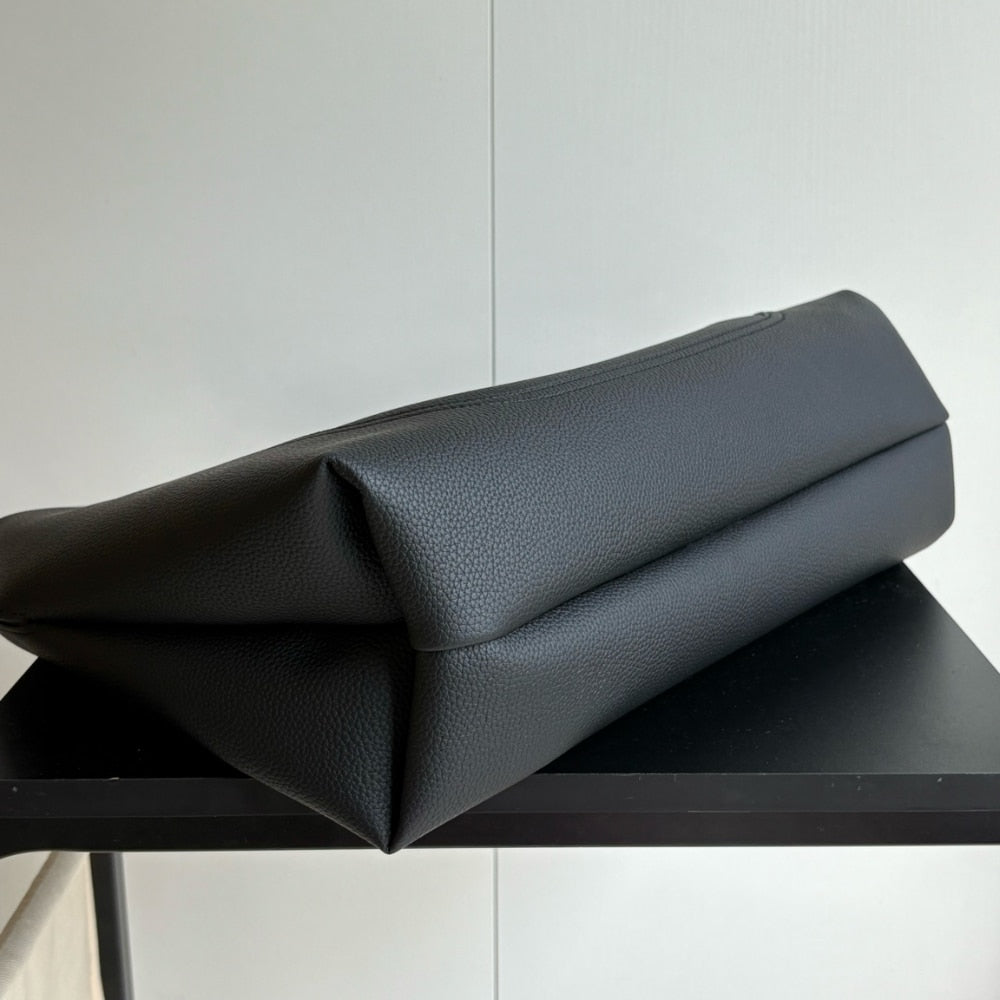 GUCCI SOFTBIT MAXI SHOULDER BAG BLACK 46CM 837466 AAEAO 1000