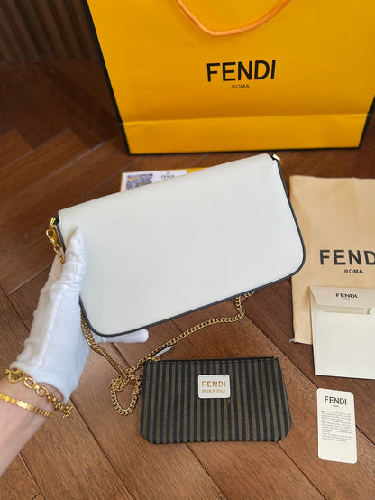 Fendi Wallet On Chain With Pouches Bags