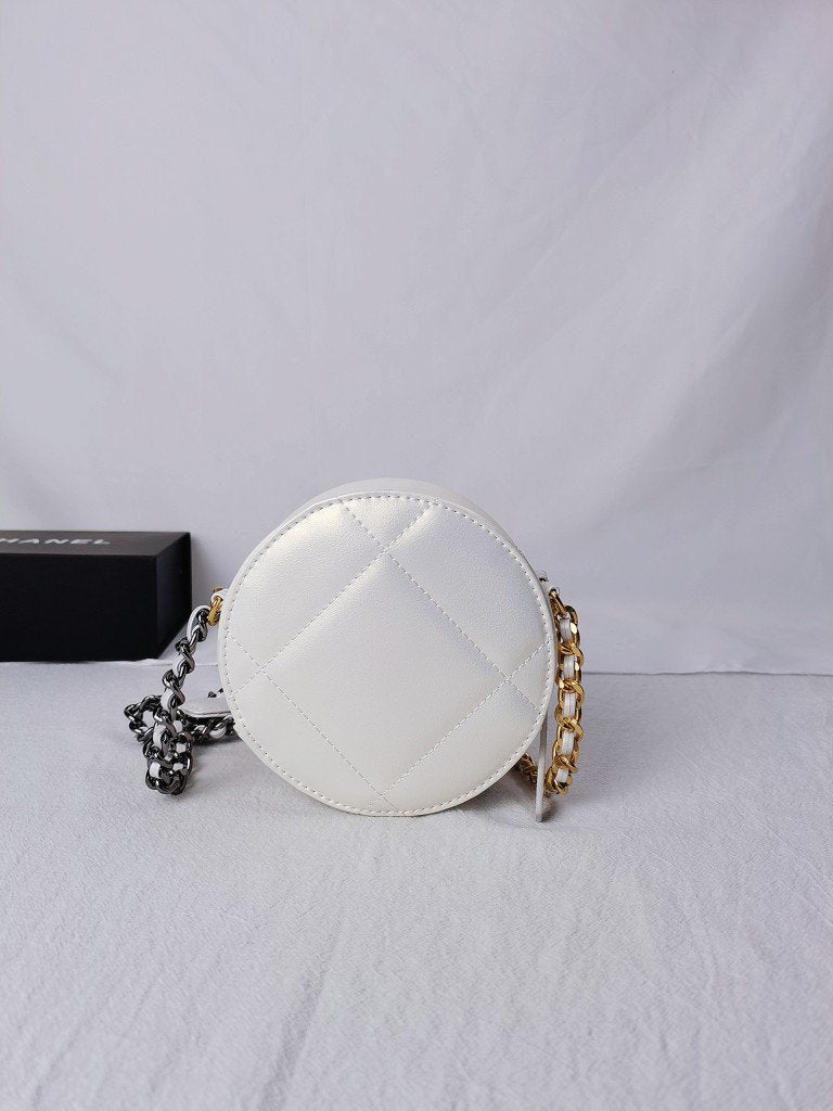 Chanel 19 Round White crossbody bag