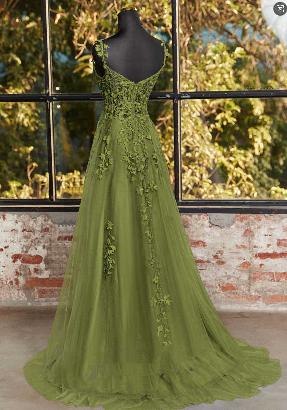 A-line V Neck Sleeveless Sweep Train Tulle Prom Dress with Appliqued Beading Evening Dresses DP302