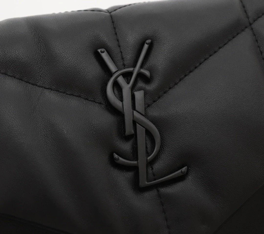 Saint Laurent Loulou Shoulder bag