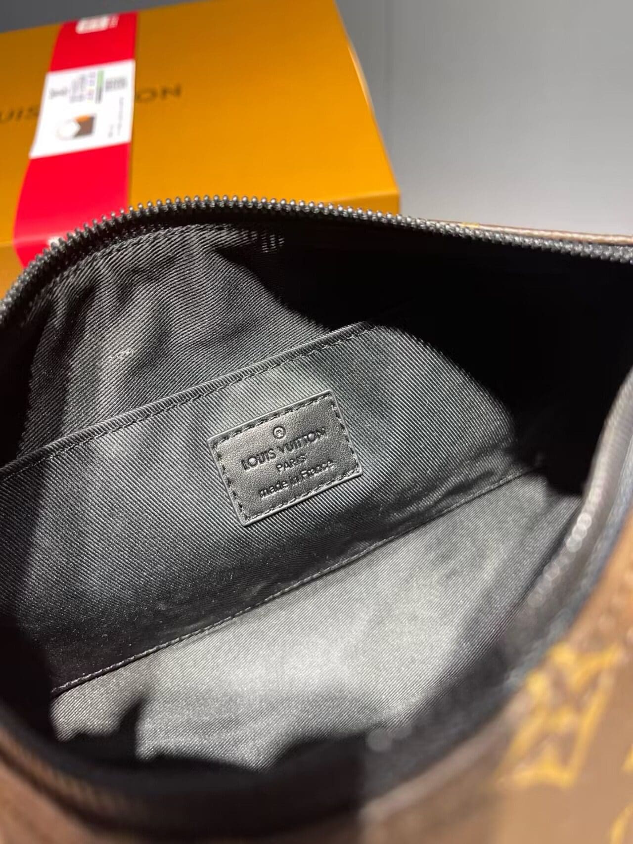 Louis Vuitton M46687 Keepall Bandoulière 25