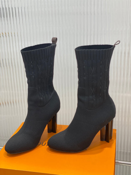 Premium LUV BOOTS 047