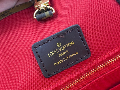 LOUIS VUITTON Onthego MM