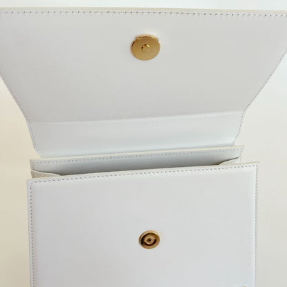 Jacquemus Le Grand Chiquito white leather bag