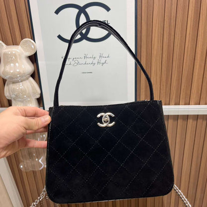 CHANEL Quilted Crossbody Bag Black
