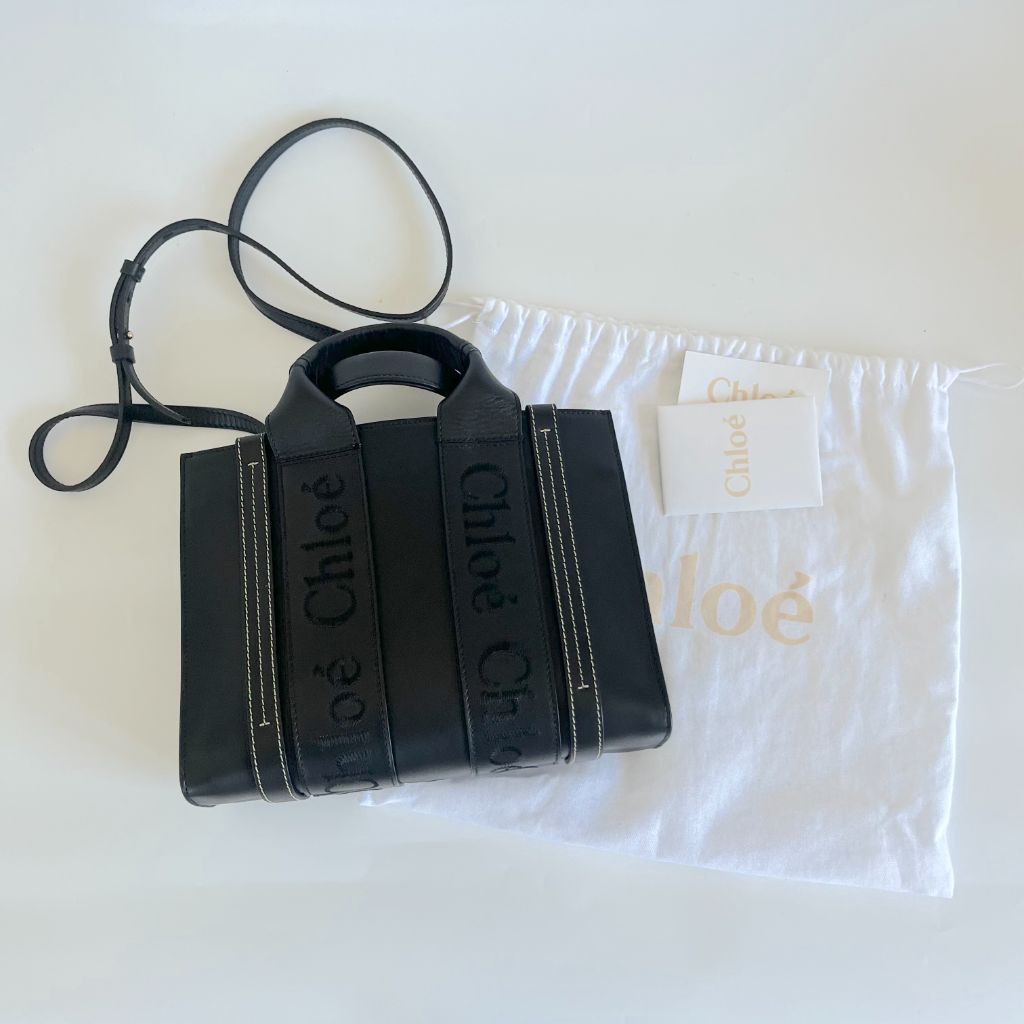 Chloè Small Woody Tote Bag in Black