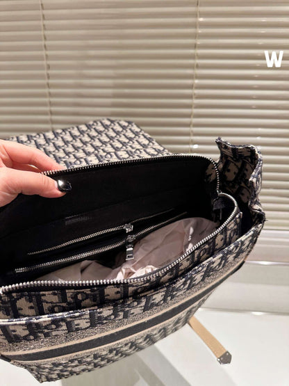 BALO Dior Backpack Blue Dior Oblique Embroidery