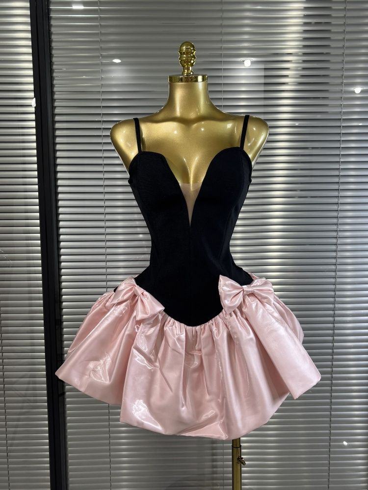 Pretty Spaghetti Straps V Neck A Line Short Graduation Homecoming Dress Mini Cocktail Dress With Bow S872