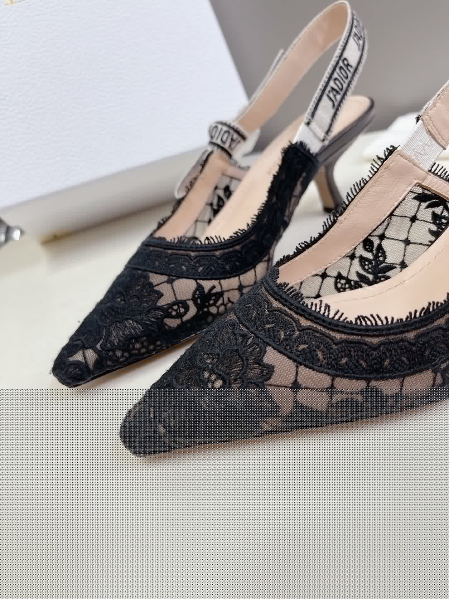 New DIR HIGH HEELS 019