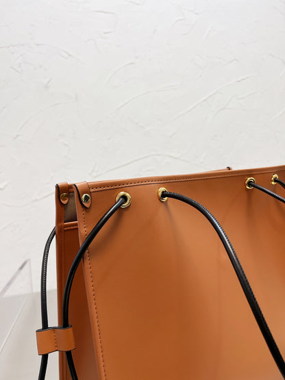 Fendi Sunshine Medium