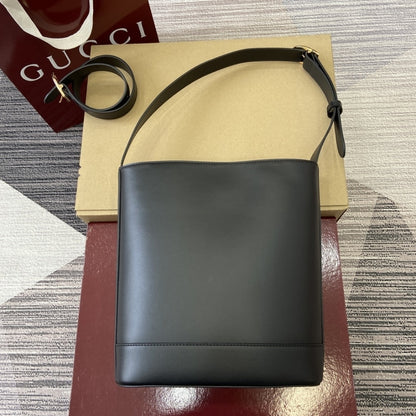 GUCCI 73 SMALL BUCKET BAG BLACK SMOOTH LEATHER 20CM 833660 AAEC2 1000