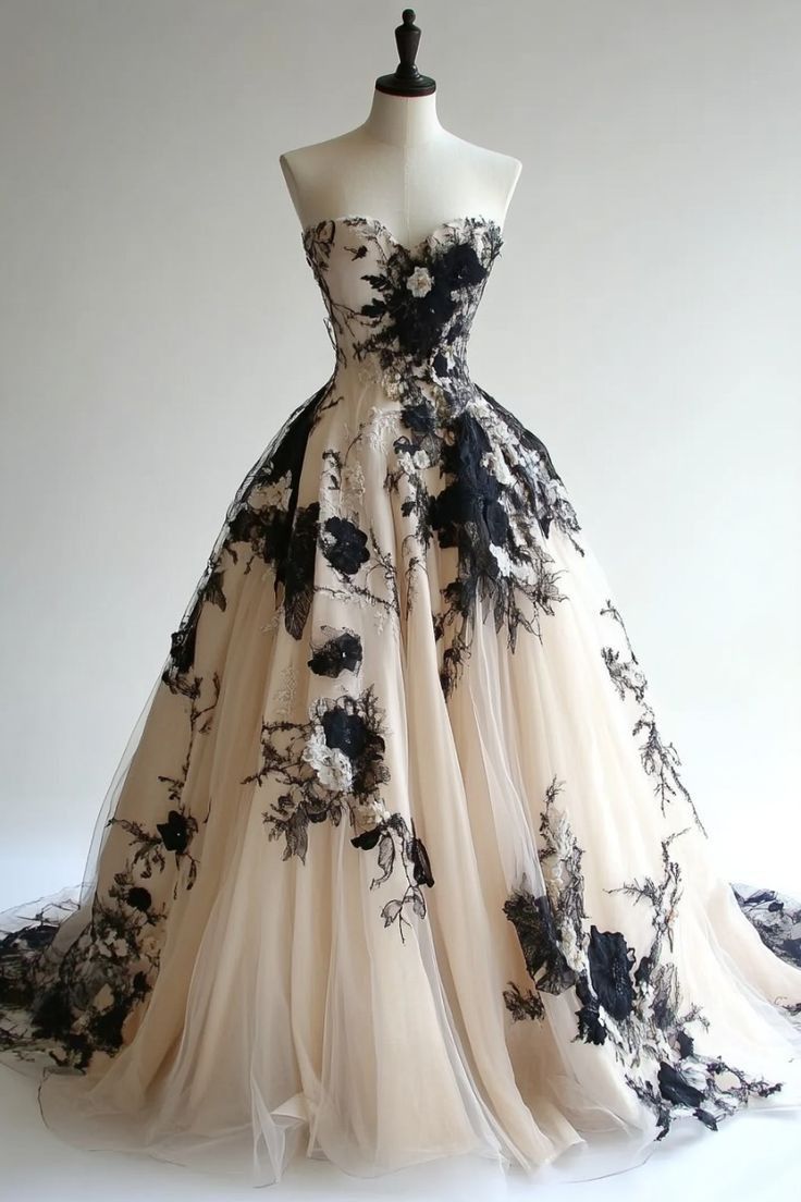 Cute A Line Sweetheart Neck Black Appliques Lace Tulle Long Sweep Prom Dress Evening Dress SH2438