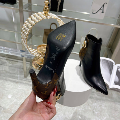 Premium LUV BOOTS 024 – P7262959304909