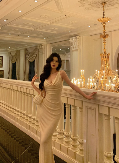 Vintage Sheath V Neckline Champagne Satin Sleeveless 18th Birthday Dress Party Gown Birthday Outfits For Women DP0209