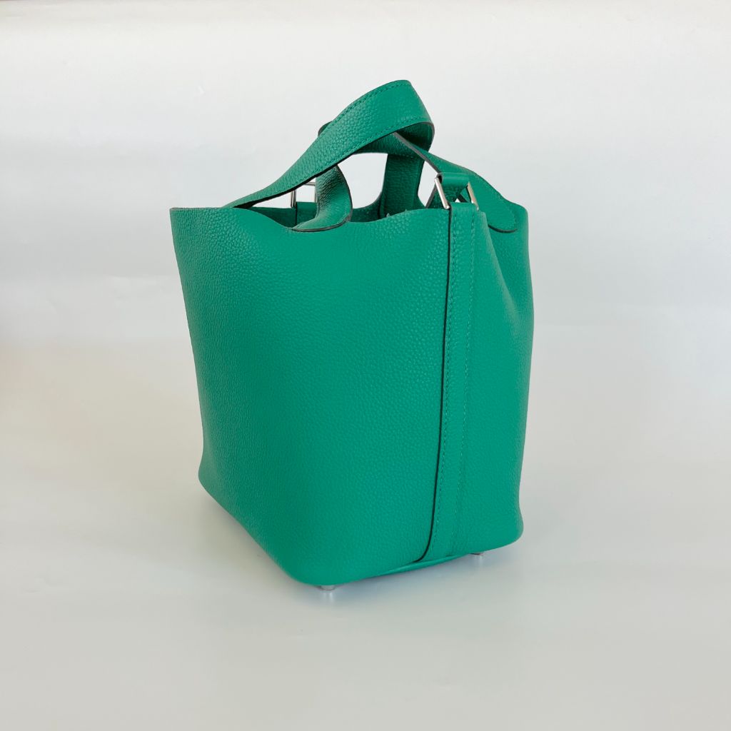 Hermès Picotin Lock 18 Taurillon Maurice Vert Jade Bag
