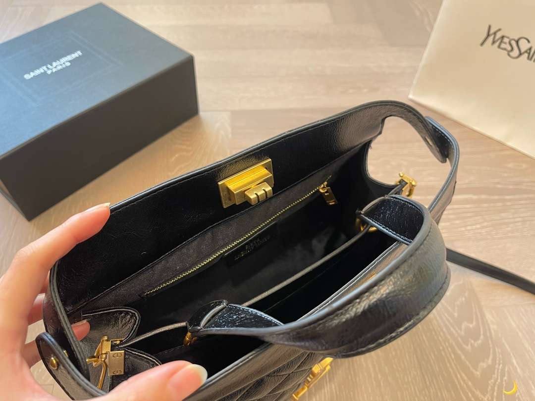 YSL Saint Laurent Oversize