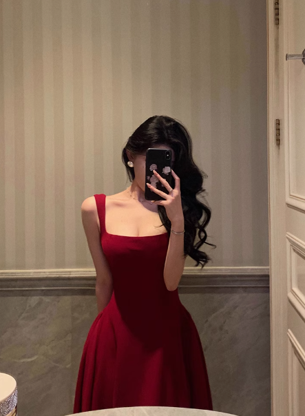 Vintage A Line Square Neckline Burgundy Satin Sleeveless 18th Birthday Dress Party Gown Birthday Outfits For Women DP0212