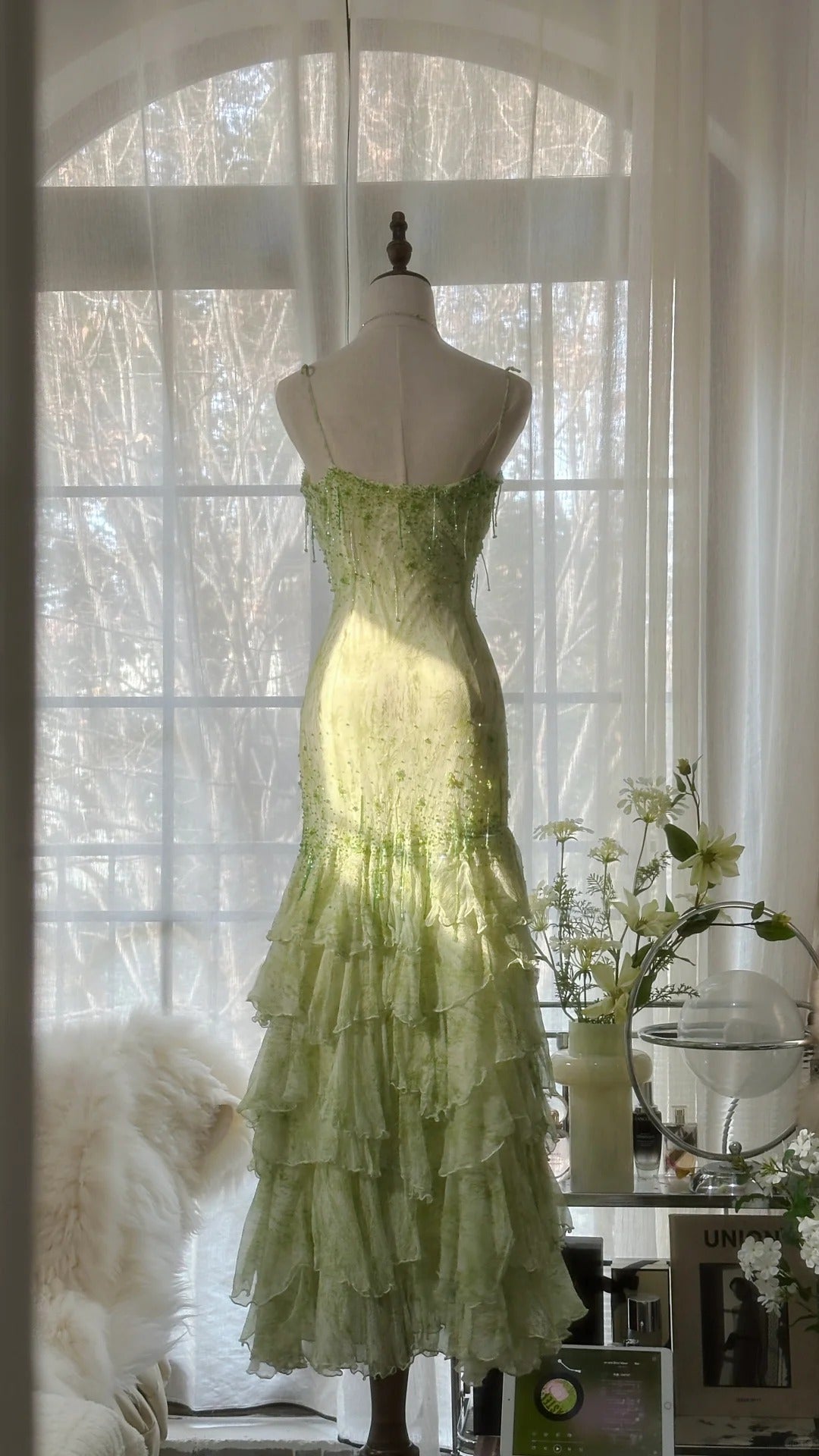 Green Romantic Fashion Elegant Exquisite Beaded Spaghetti Straps Tassel Long Chiffon Ruffle Ball Gown Evening Gown Party Dress gh4055