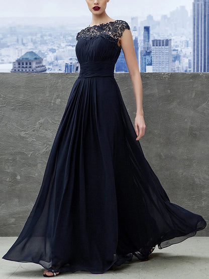 Round Neck Lace Solid Color Maxi Dress