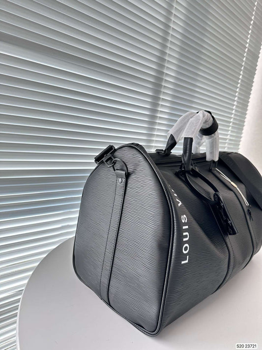 Black Epi Louis Vuitton Keepall 45