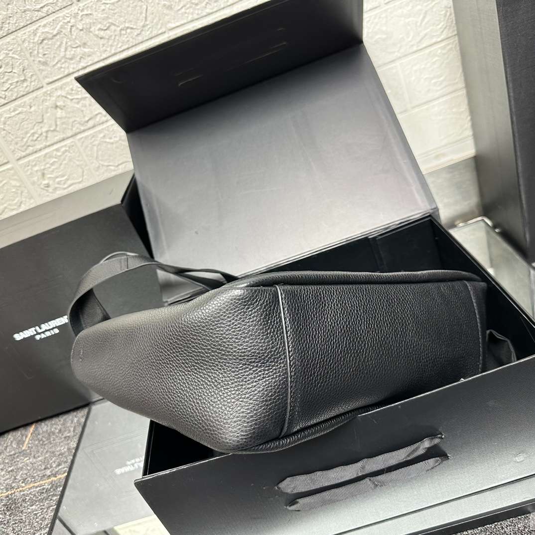 Saint Laurent YSL Women Bea in Grained