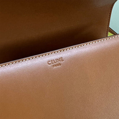 CELINE CLASSIQUE TRIOMPHE BAG in shiny calfskin