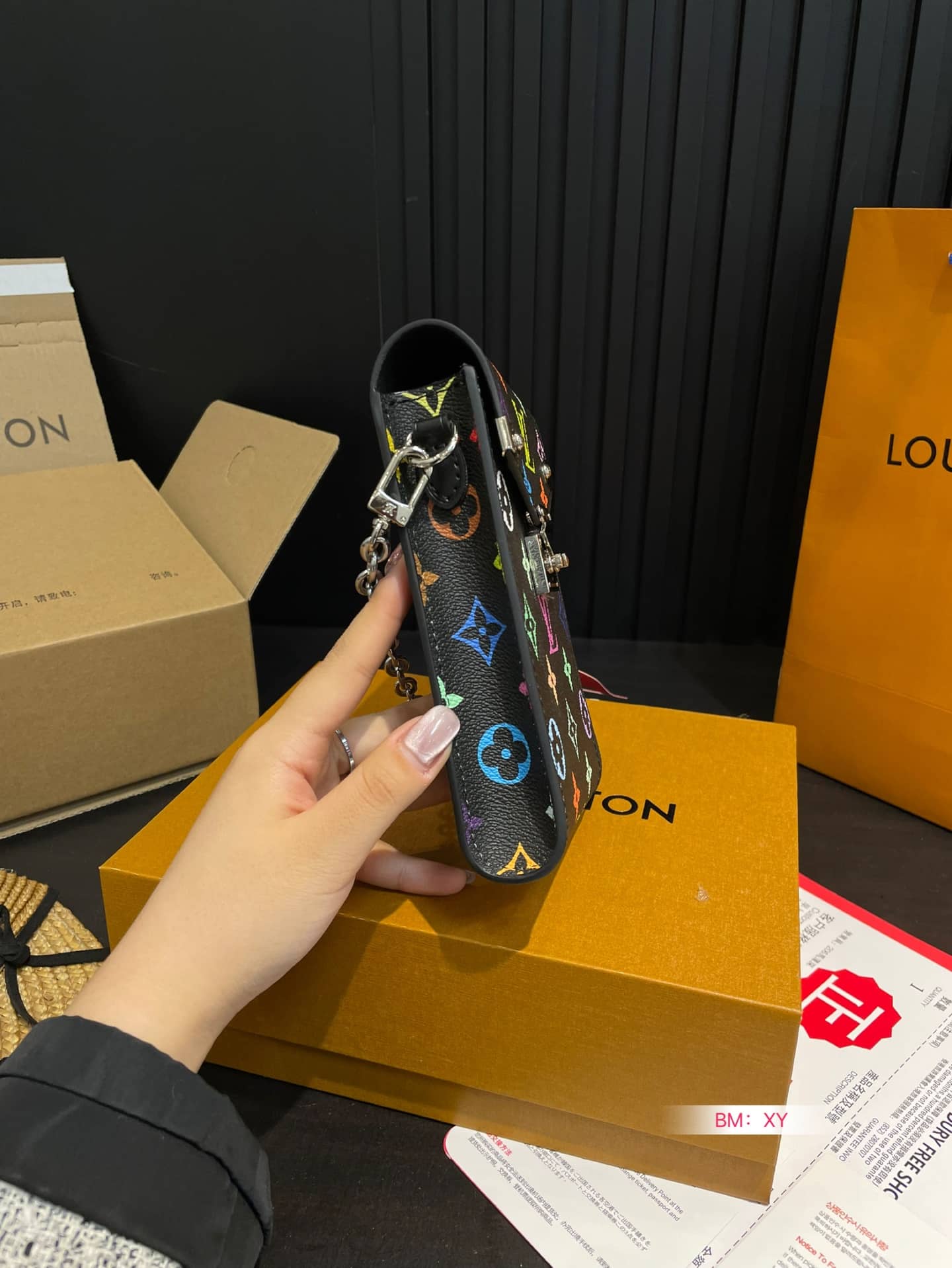 LOUIS VUITTON X TAKASHI MURAKAMI PHONE POUCH MÉTIS MULTICOLORED 17CM M14098