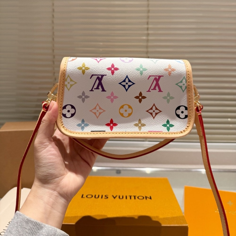 LOUIS VUITTON X TAKASHI MURAKAMI NANO DIANE BAG MULTICOLORE BLANC 19CM M14194