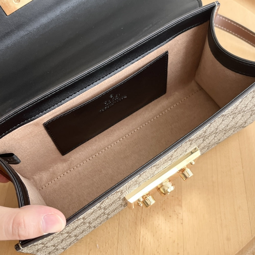 GUCCI PADLOCK SMALL SHOULDER GG SUPREME CANVAS BLACK 22CM ‎735103 KLQJG 9785