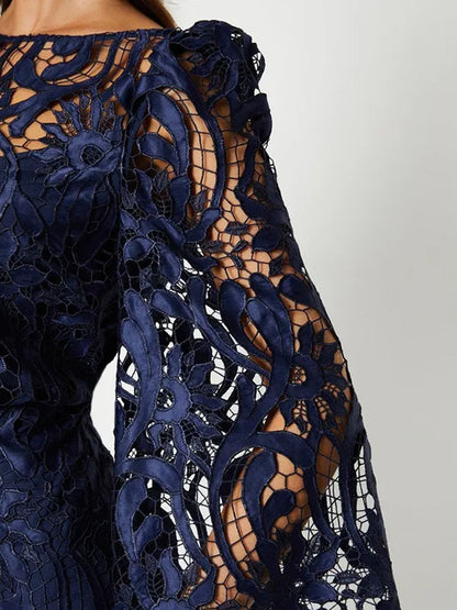 Round Neck Solid Color Lace Midi Dress