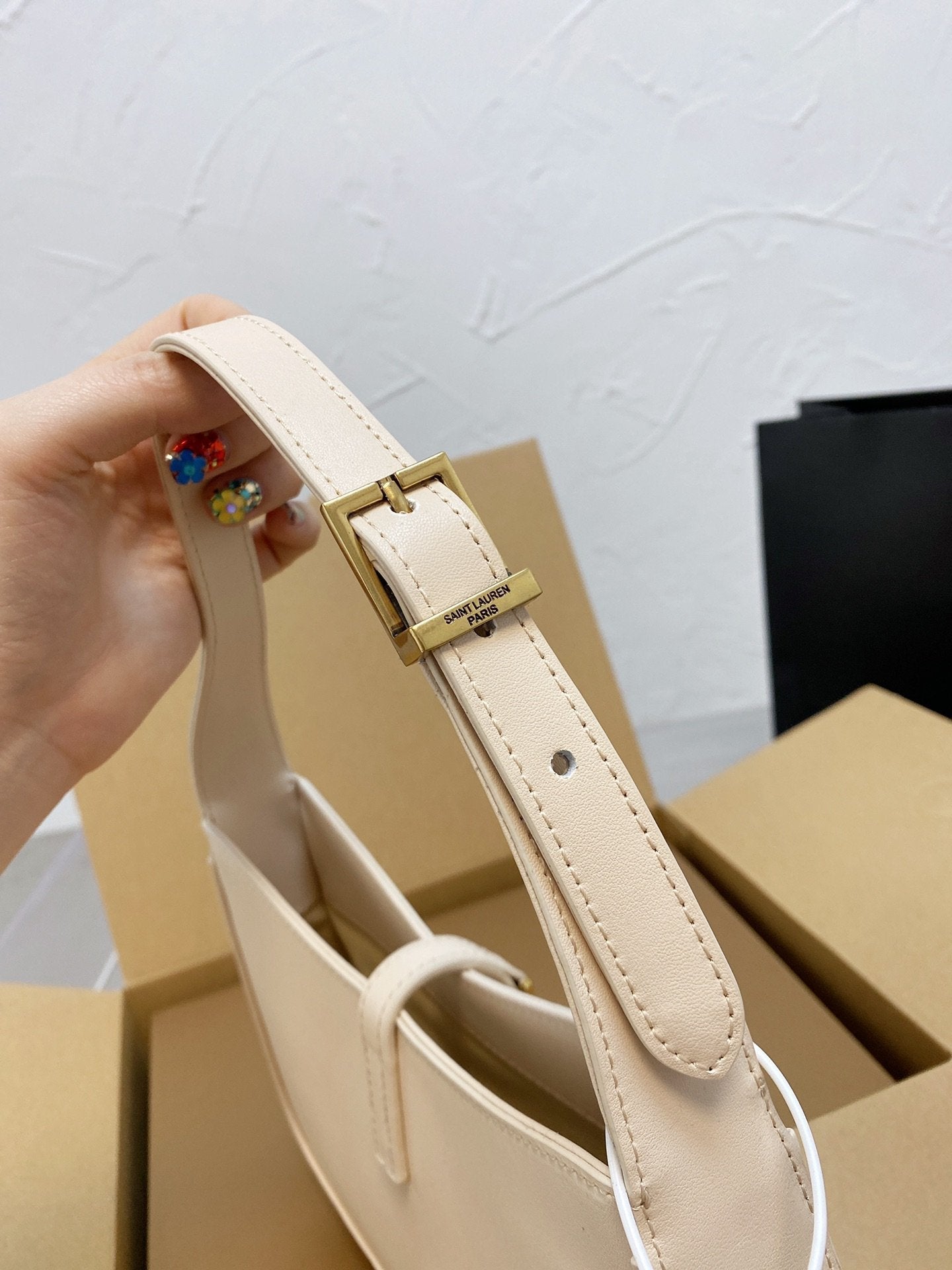 SAINT LAURENT LE 5 À 7 HOBO BAG