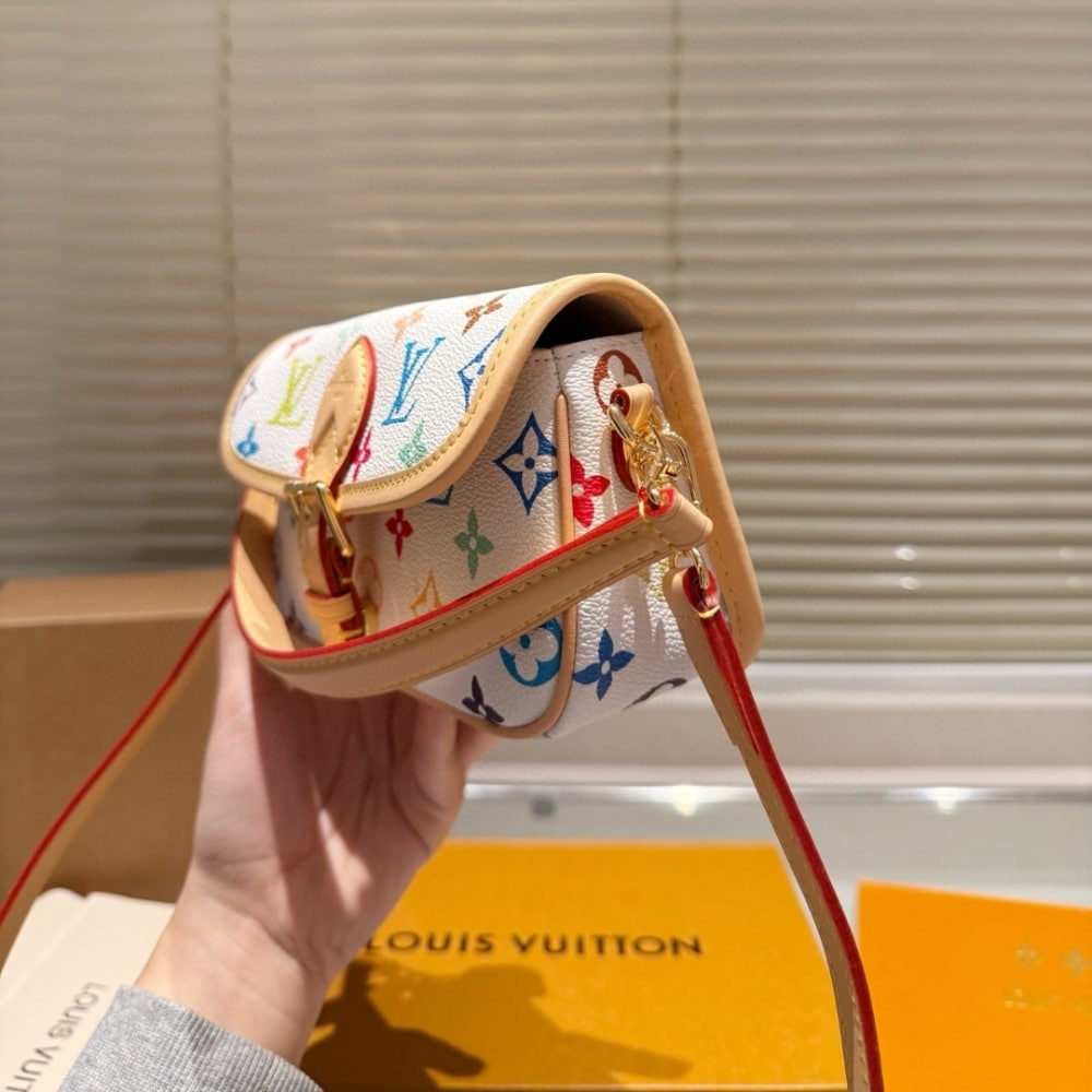 LOUIS VUITTON X TAKASHI MURAKAMI NANO DIANE BAG MULTICOLORE BLANC 19CM M14194