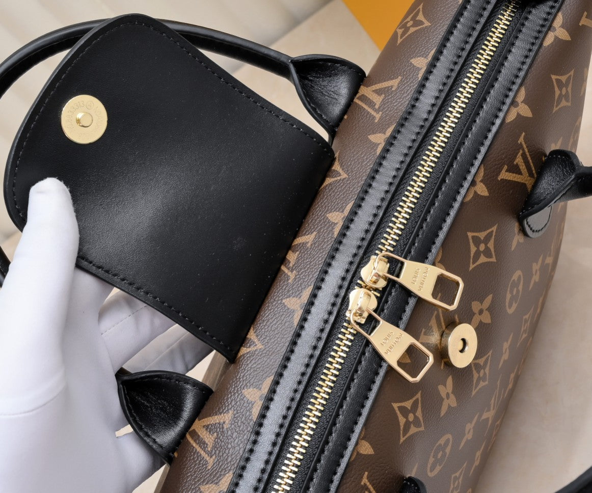 Louis Vuitton Documents Jour
