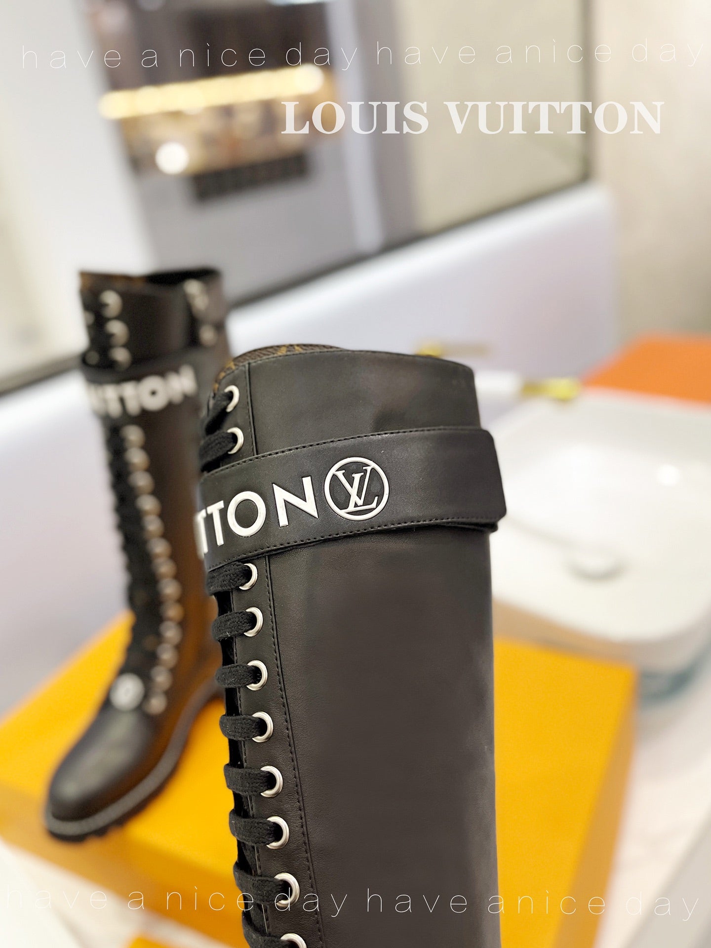 Premium LUV BOOTS 031