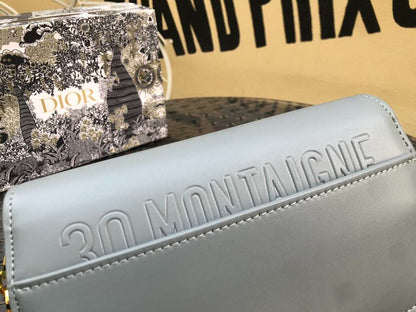 Women DIOR 30 Montaigne Avenue Bag