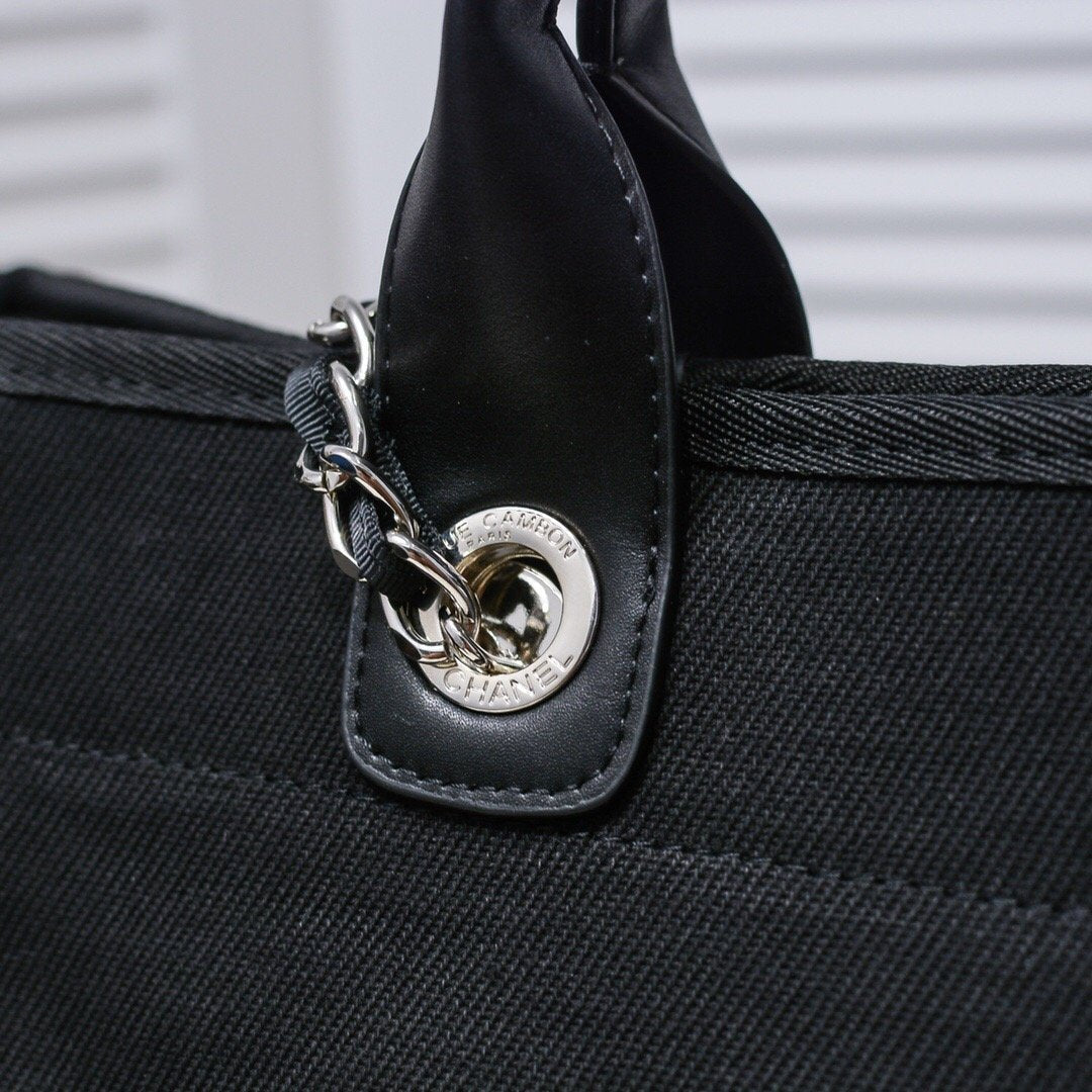 CHANEL Deauville