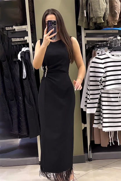 loveedsTM-Round neck solid color sleeveless slim fit hem tassel dress