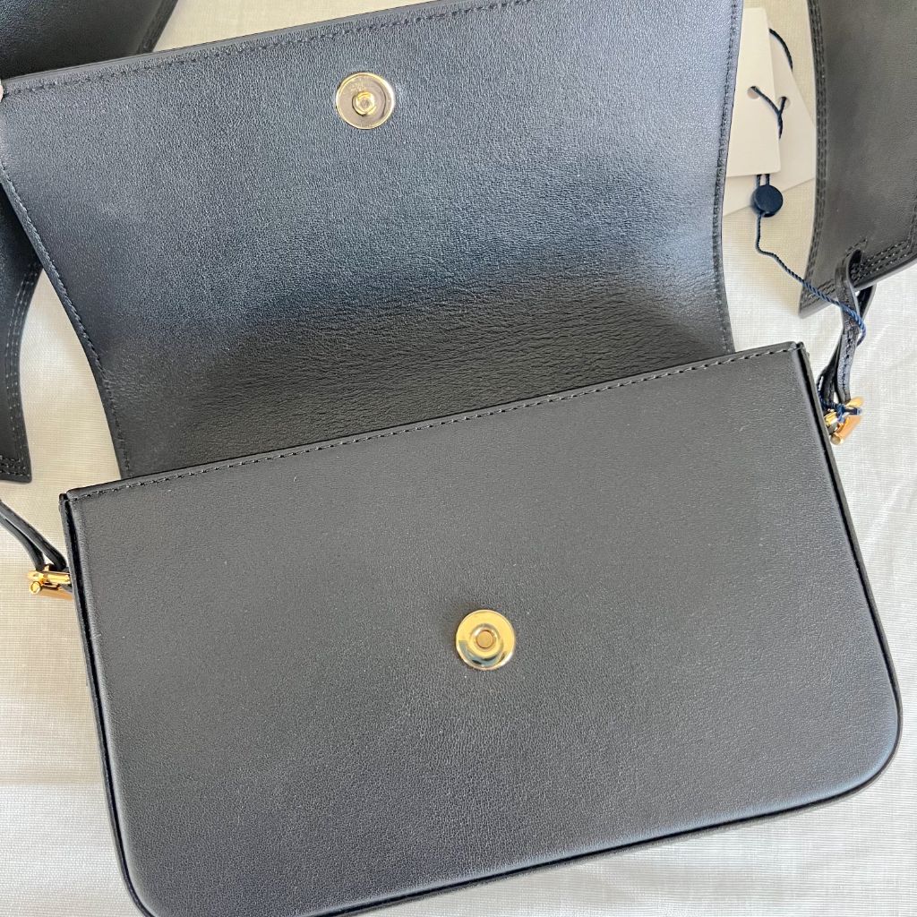 Jacquemus Le Carinu shoulder bag