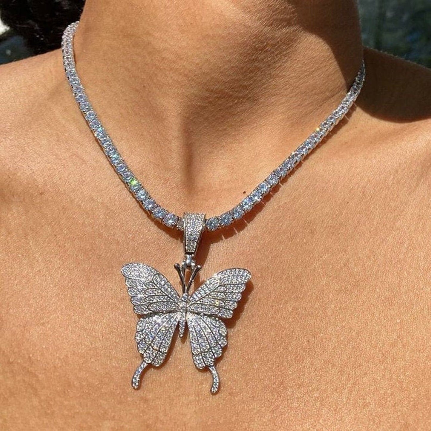 Big butterfly rhinestone necklace