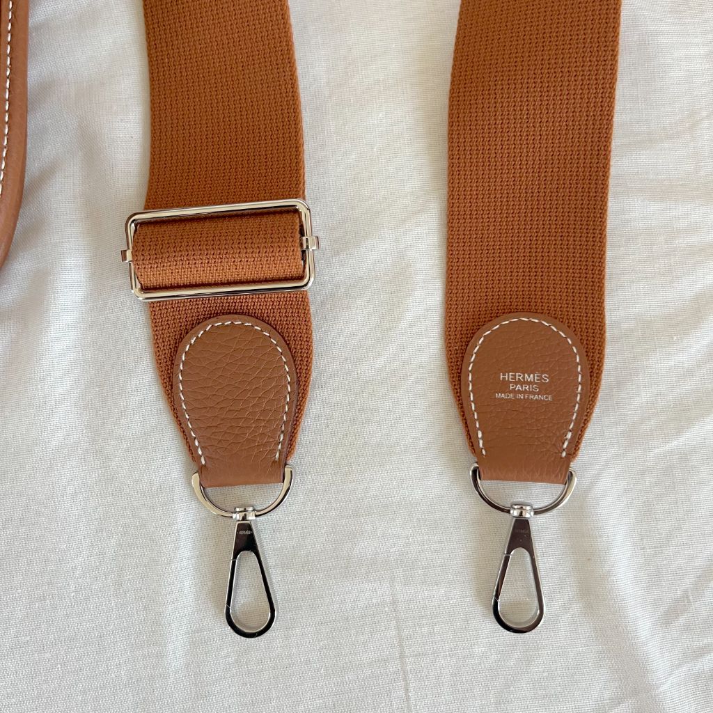 Hermès Gold Clemence Leather Evelyne III PM Bag