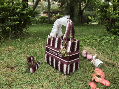 CHRISTIAN DIOR  Canvas Medium D-Stripes Lady D-Lite Pink